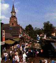 dorpskerk vanaf Dorpsstraat